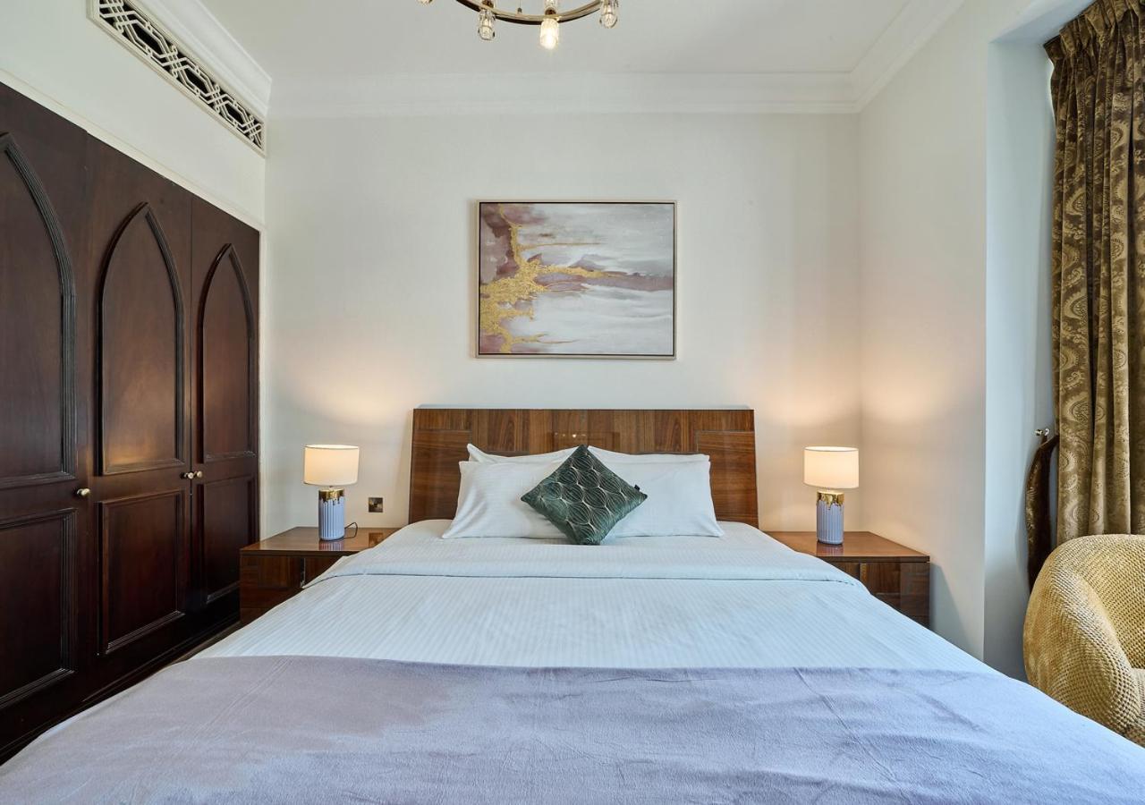 Burj Khalifa Partial View Peak Living Luxury 2Br Souk Al-Bahar Beside Dubai Mall-Golden Homes Bagian luar foto