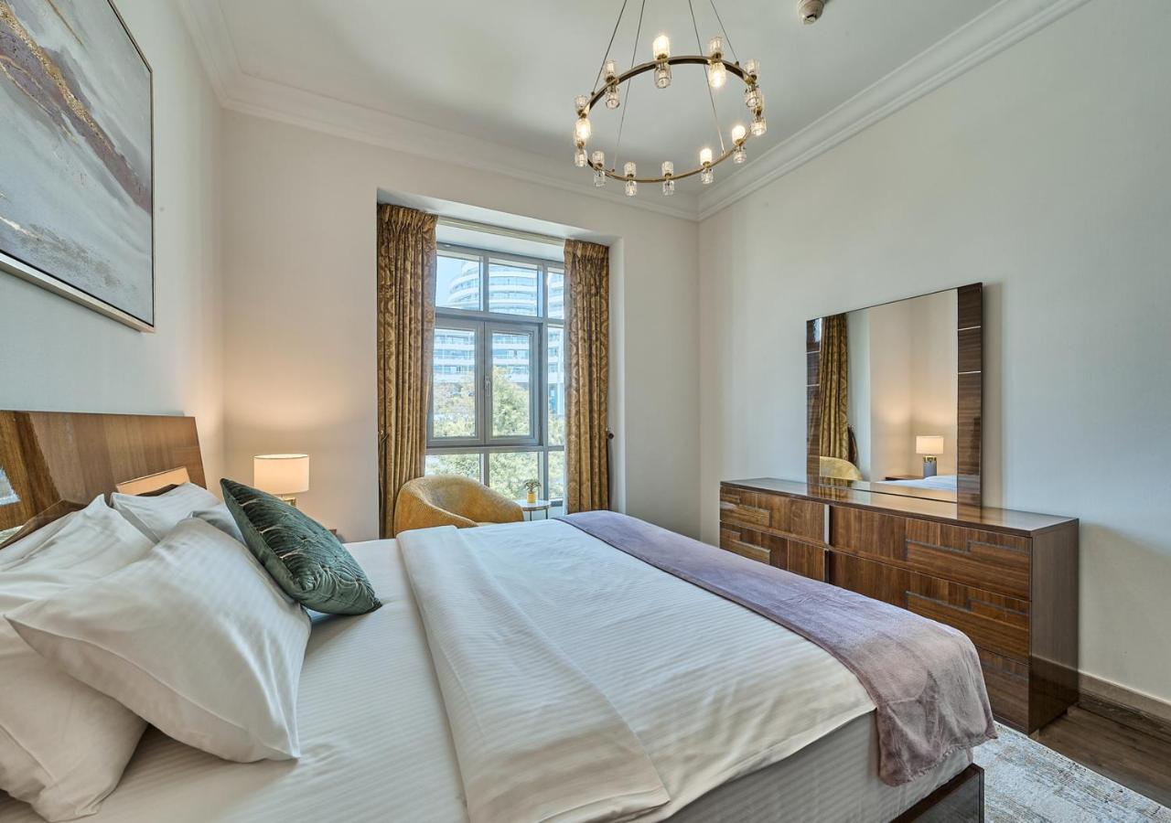 Burj Khalifa Partial View Peak Living Luxury 2Br Souk Al-Bahar Beside Dubai Mall-Golden Homes Bagian luar foto