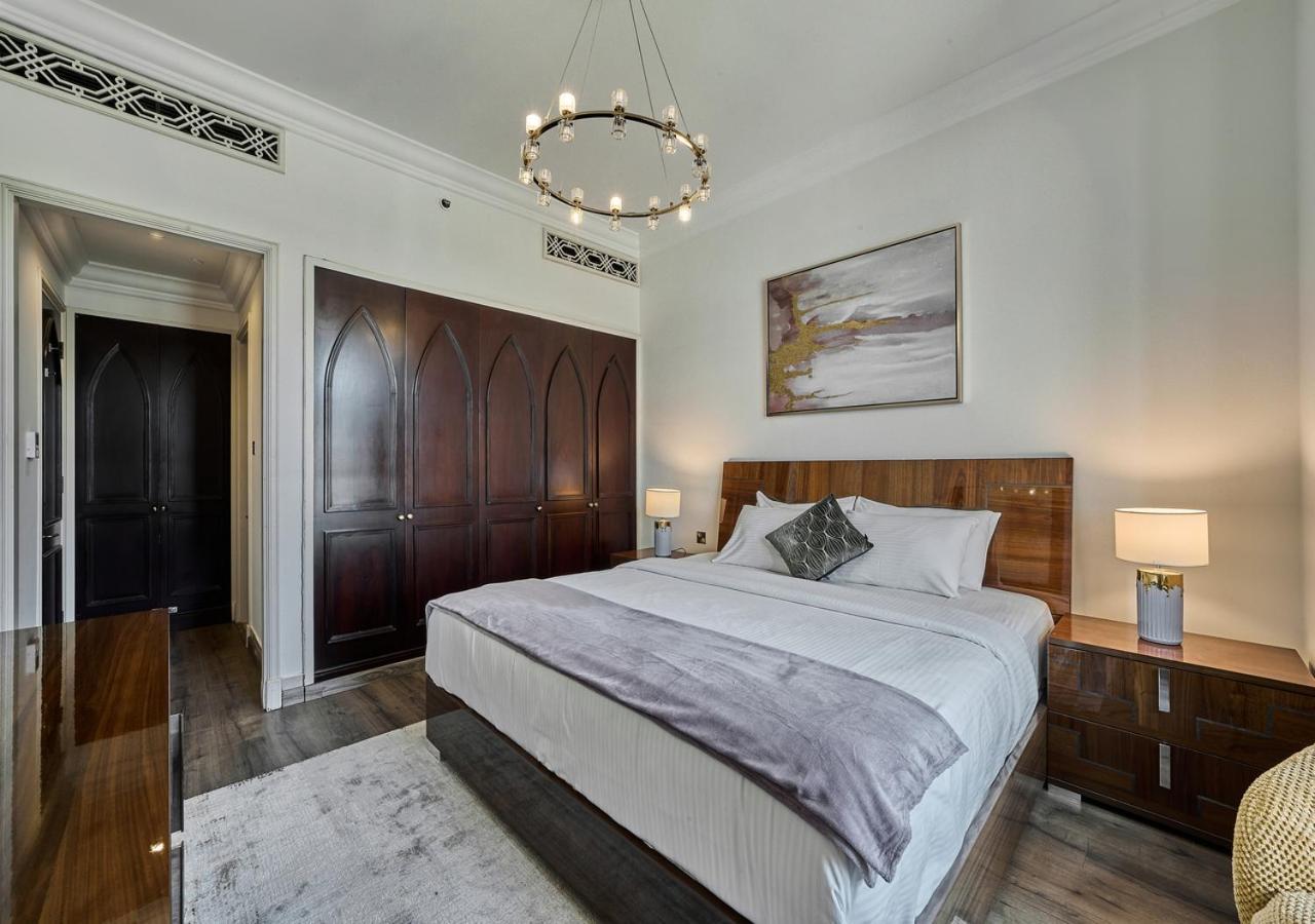 Burj Khalifa Partial View Peak Living Luxury 2Br Souk Al-Bahar Beside Dubai Mall-Golden Homes Bagian luar foto