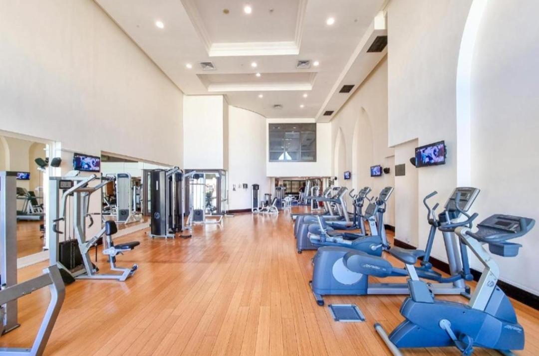 Burj Khalifa Partial View Peak Living Luxury 2Br Souk Al-Bahar Beside Dubai Mall-Golden Homes Bagian luar foto